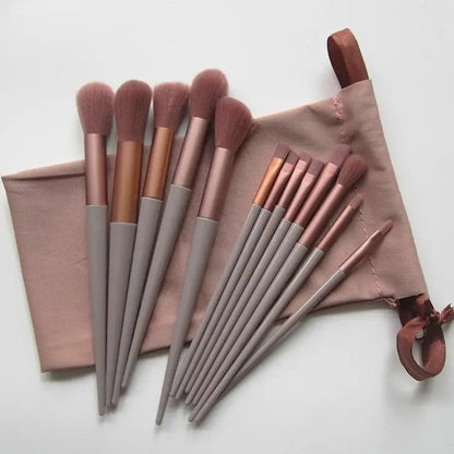 13 Soft and Fluffy Professional Makeup Brushes