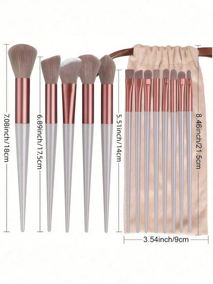 13 Soft and Fluffy Professional Makeup Brushes
